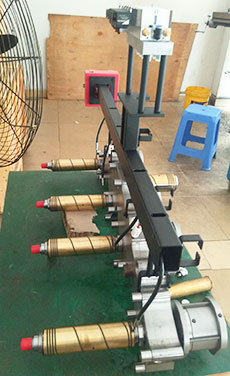 叠层模多头针阀咀技术